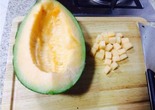 哈密瓜怎么样吃最甜呢视频,如何吃出最佳口感